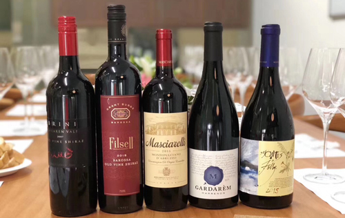 報(bào)告指出中國進(jìn)口葡萄酒市場(chǎng)在不斷成熟