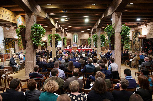 2022年勃艮第夜圣喬治濟(jì)貧院拍賣會(huì)創(chuàng)下新紀(jì)錄